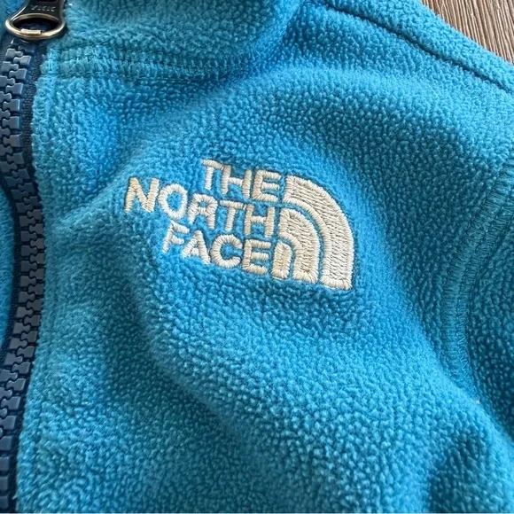 The North Face Baby Bright Blue Fleece Zip Up Hoodie size 6-12 months - Picture 2 of 7